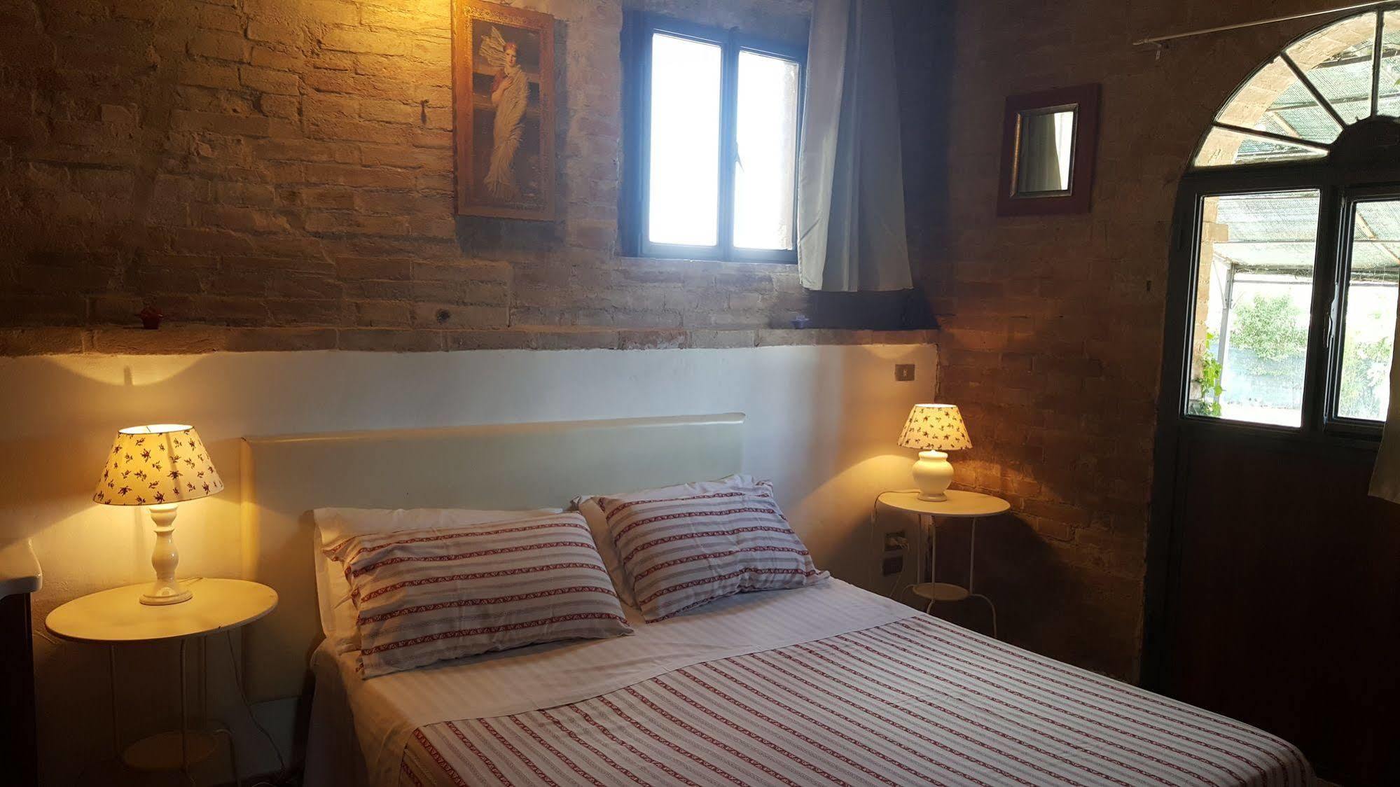 Casa Vacanze Fornace Буонконвенто Экстерьер фото